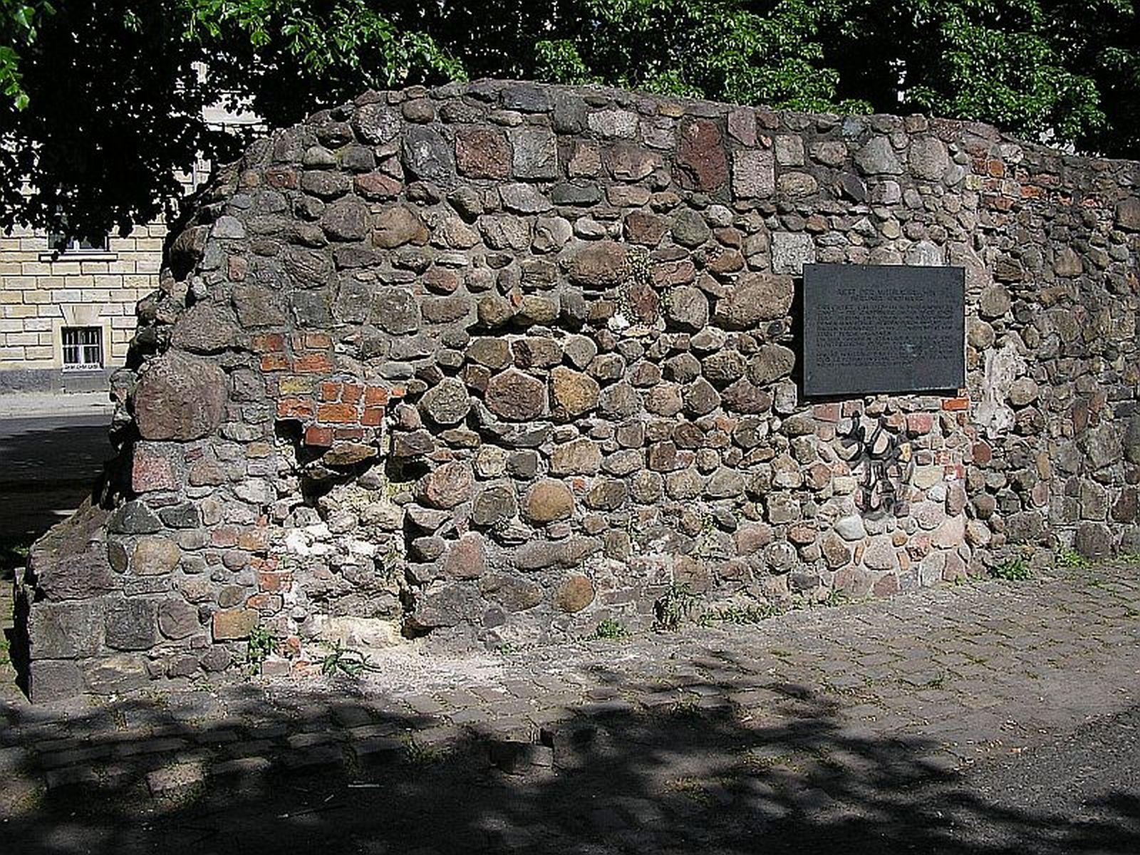 Berlin's Medieval City Wall