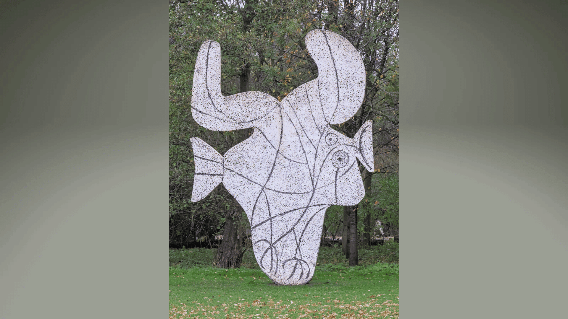 Figure Découpée