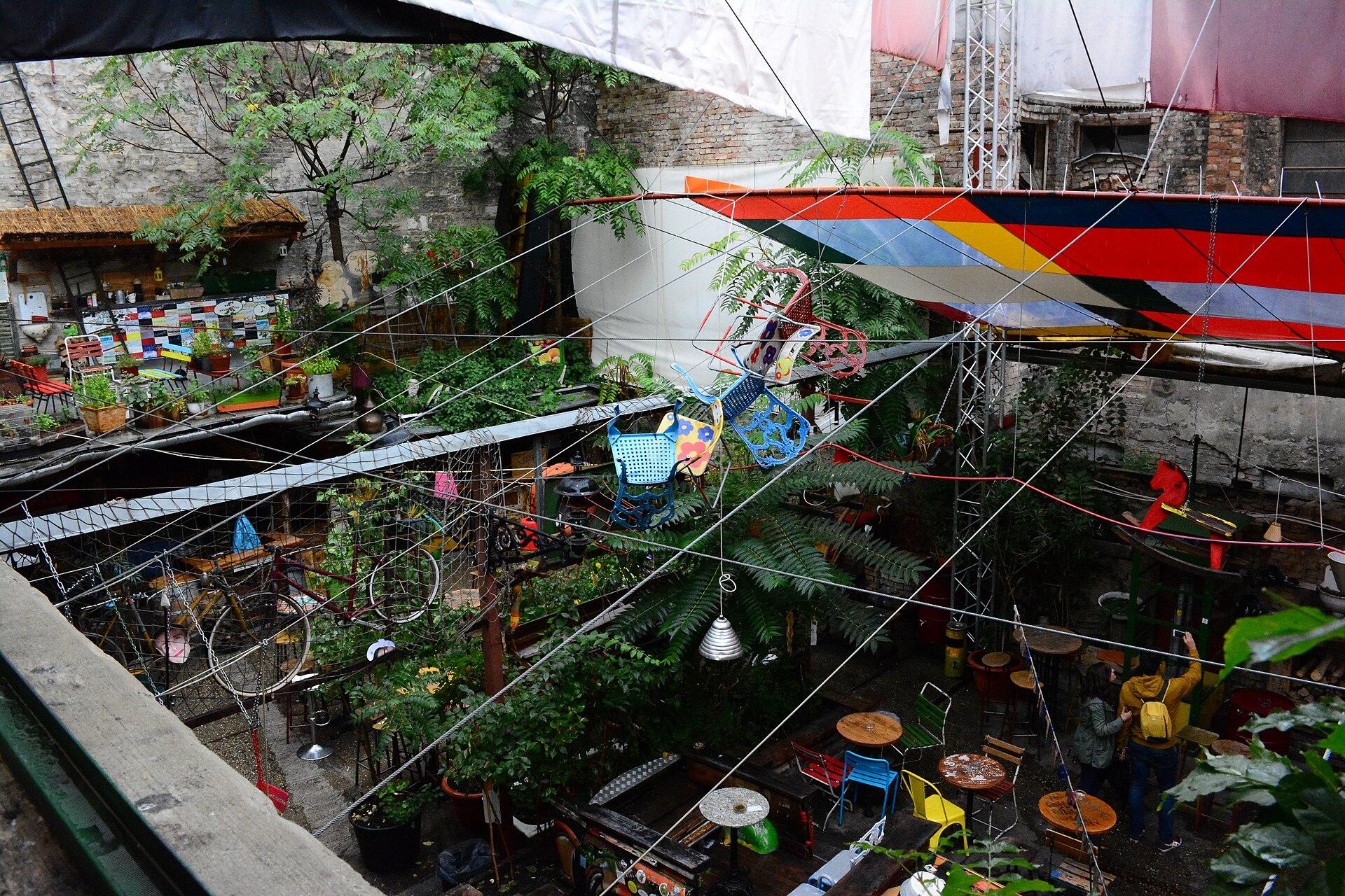 Szimpla kert
