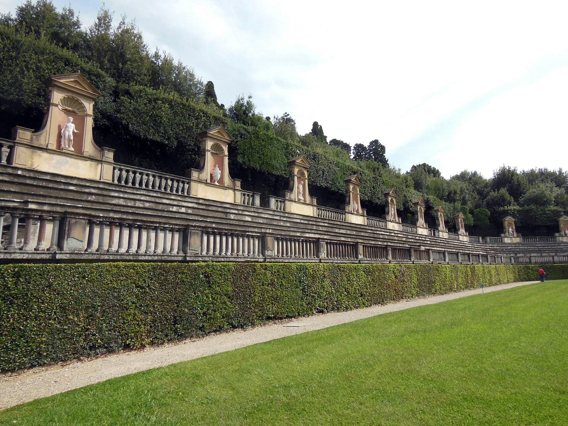 The woman who left it all behind, Florence