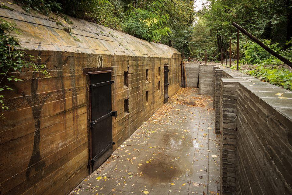 The command bunker on the Badhuisweg